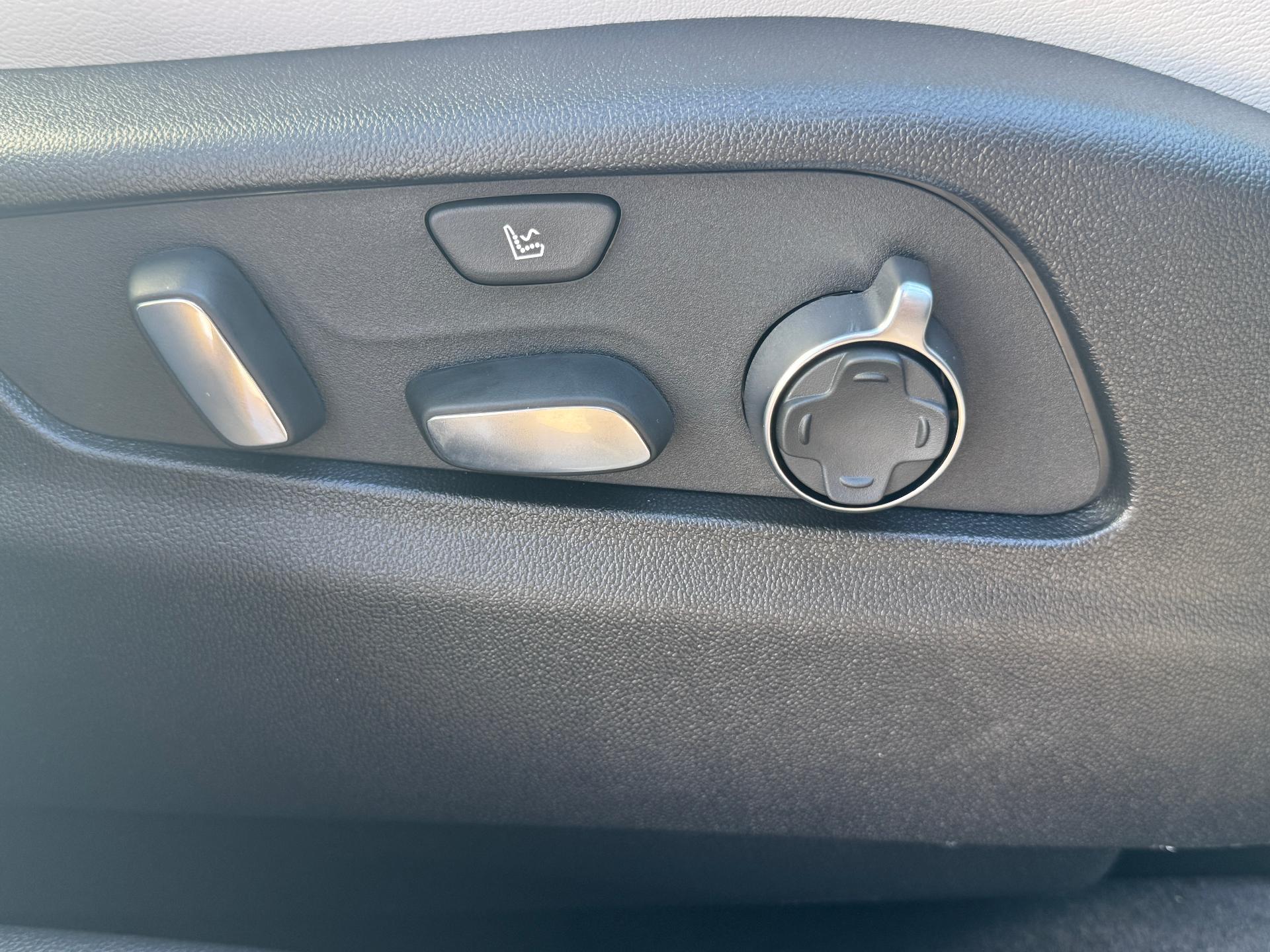 2025 Cadillac XT4 Vehicle Photo in LEOMINSTER, MA 01453-2952