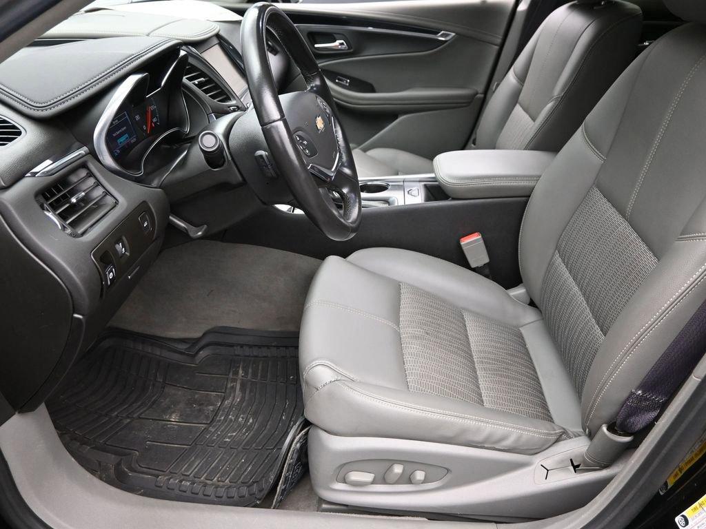 2017 Chevrolet Impala Vehicle Photo in Cedar Rapids, IA 52402