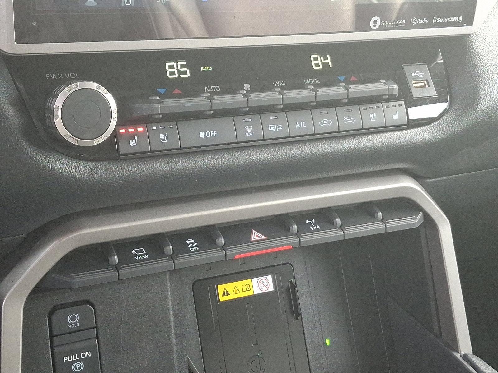 2022 Toyota Tundra 4WD Vehicle Photo in Trevose, PA 19053