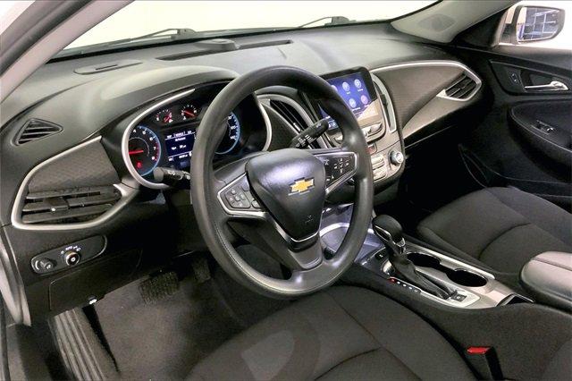 2023 Chevrolet Malibu Vehicle Photo in KANSAS CITY, MO 64114-4502