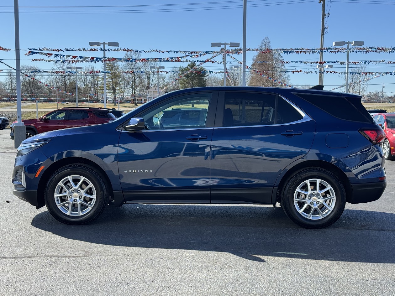 2022 Chevrolet Equinox Vehicle Photo in BOONVILLE, IN 47601-9633