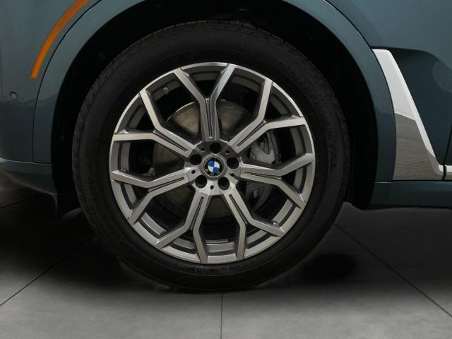 2025 BMW X7 xDrive40i Vehicle Photo in Appleton, WI 54913