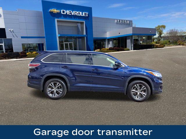 2016 Toyota Highlander Vehicle Photo in DANBURY, CT 06810-5034