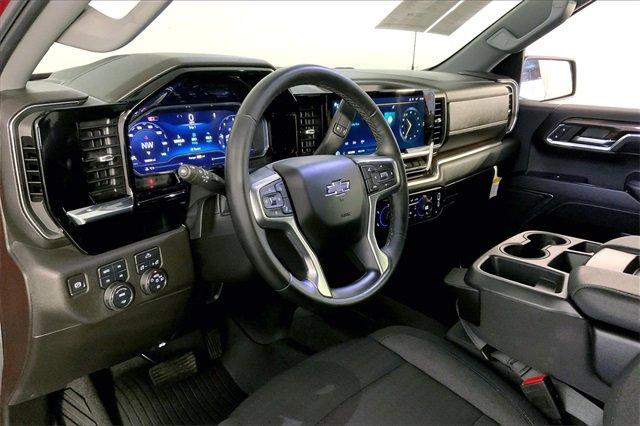 2024 Chevrolet Silverado 1500 Vehicle Photo in KANSAS CITY, MO 64114-4502