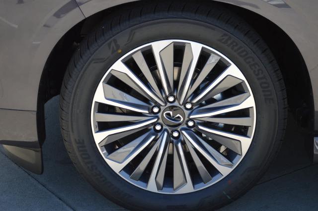 2025 INFINITI QX80 Vehicle Photo in Houston, TX 77090
