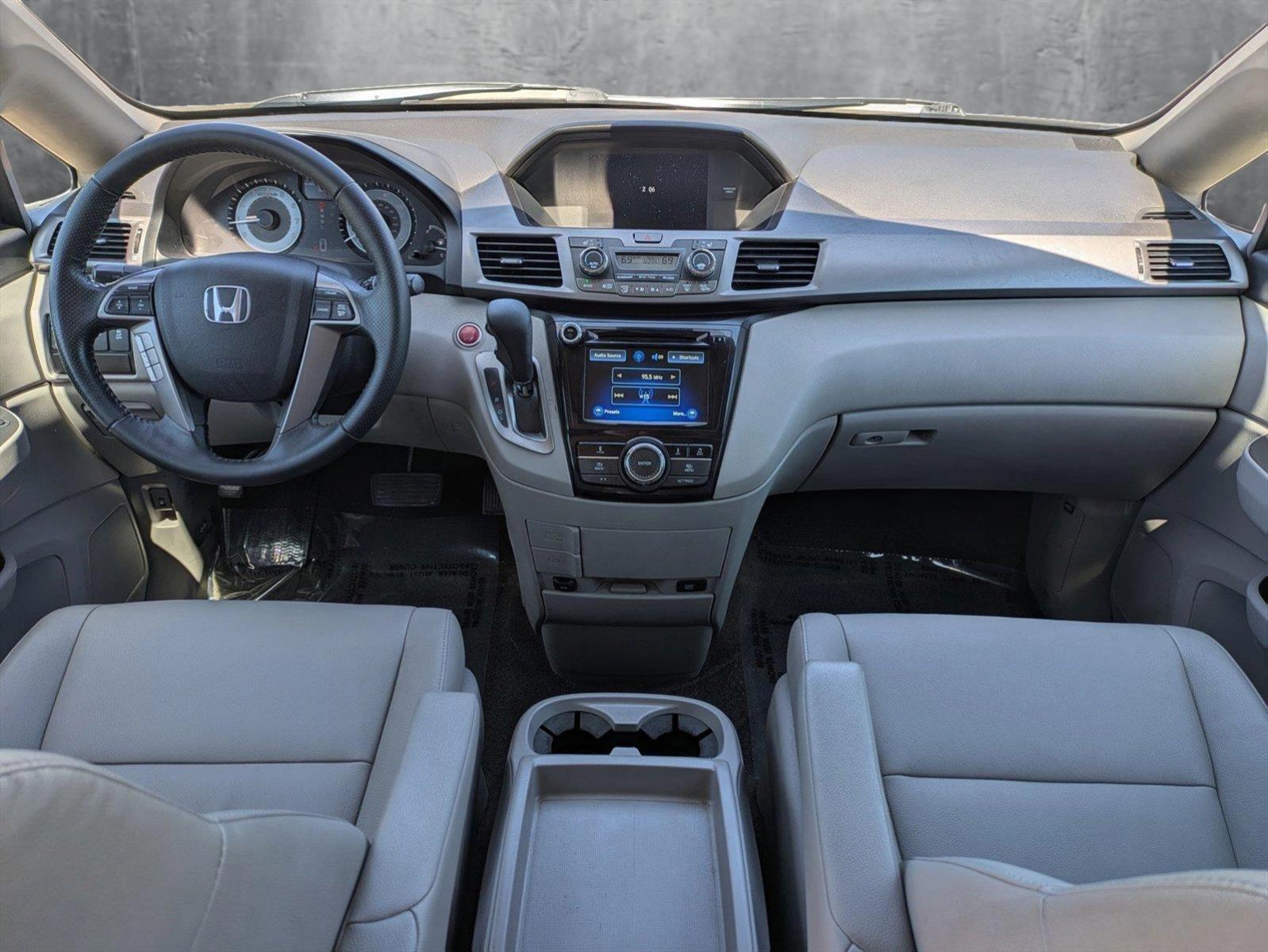 2015 Honda Odyssey Vehicle Photo in Tustin, CA 92782