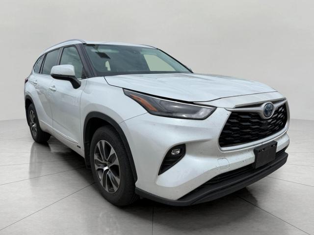 2022 Toyota Highlander Vehicle Photo in Appleton, WI 54914