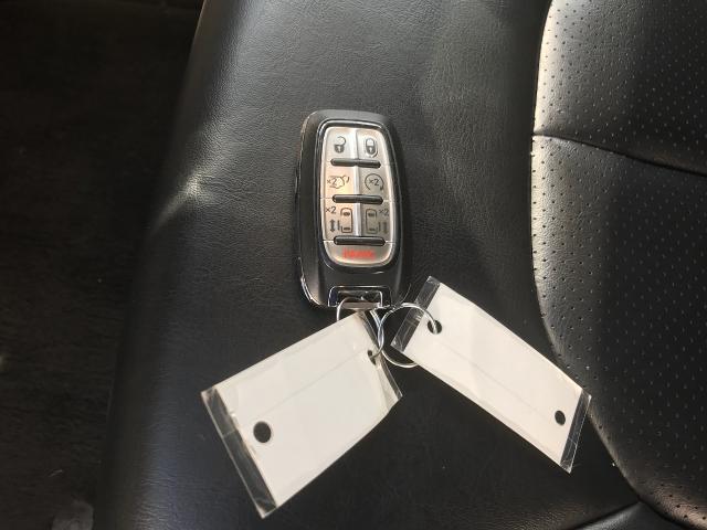 2023 Chrysler Pacifica Vehicle Photo in GREEN BAY, WI 54303-3330