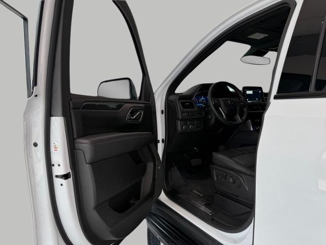 2023 Chevrolet Suburban Vehicle Photo in Appleton, WI 54914