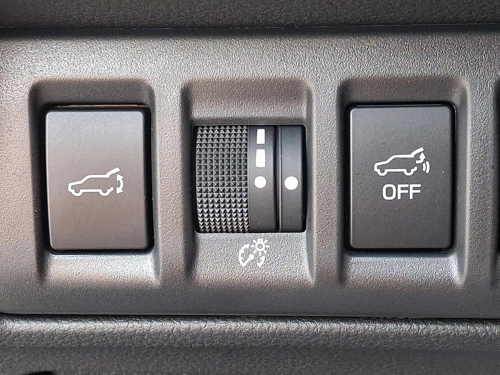 2025 Subaru Outback Vehicle Photo in Easton, PA 18045