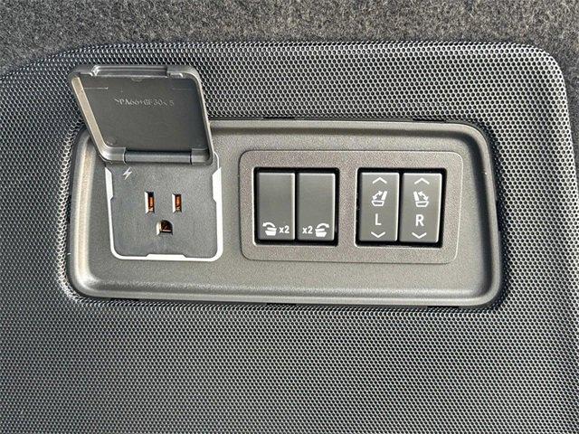 2024 Cadillac Escalade Vehicle Photo in BATON ROUGE, LA 70809-4546