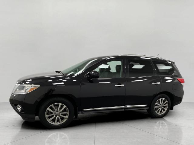 2015 Nissan Pathfinder Vehicle Photo in Appleton, WI 54913