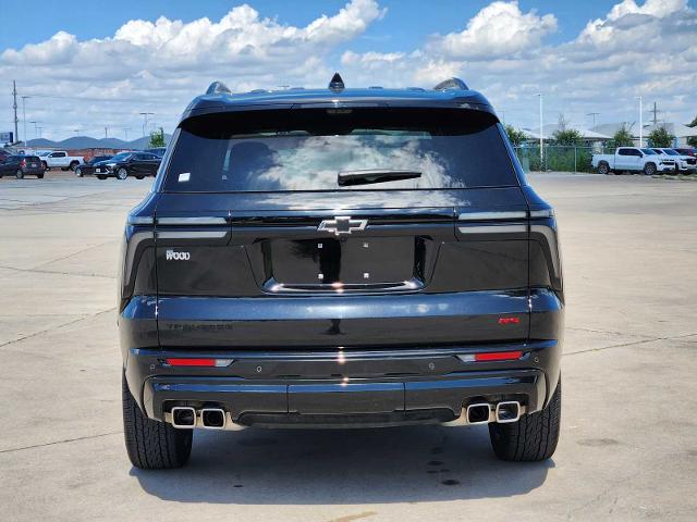 2024 Chevrolet Traverse Vehicle Photo in DENTON, TX 76210-9321