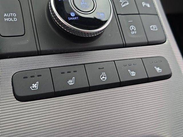 2024 Hyundai PALISADE Vehicle Photo in Pleasant Hills, PA 15236
