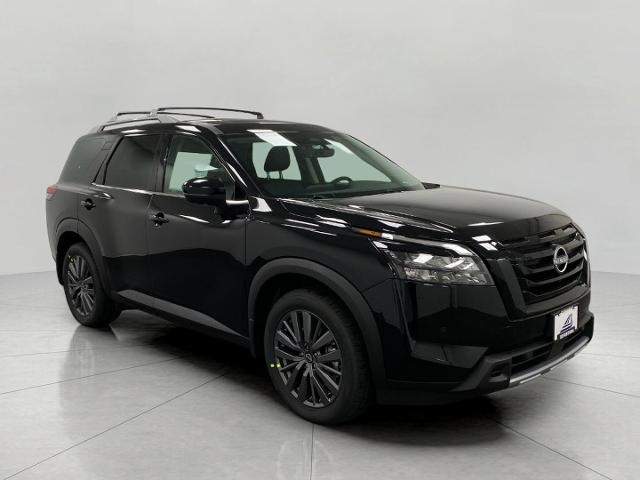 2025 Nissan Pathfinder Vehicle Photo in Neenah, WI 54956