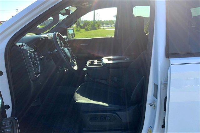 2019 Chevrolet Silverado 1500 Vehicle Photo in INDEPENDENCE, MO 64055-1377