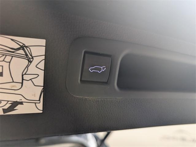 2022 Toyota Highlander Vehicle Photo in ENGLEWOOD, CO 80113-6708
