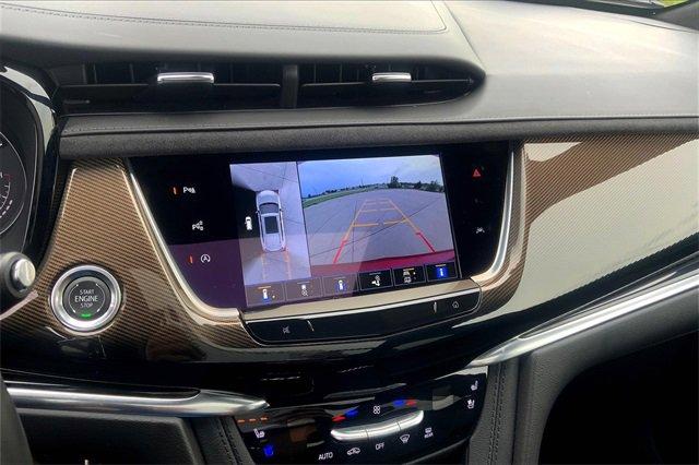 2024 Cadillac XT6 Vehicle Photo in TOPEKA, KS 66609-0000