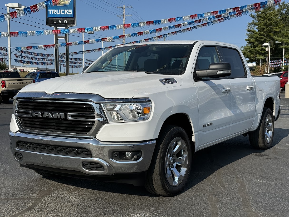 2020 Ram 1500 Vehicle Photo in BOONVILLE, IN 47601-9633