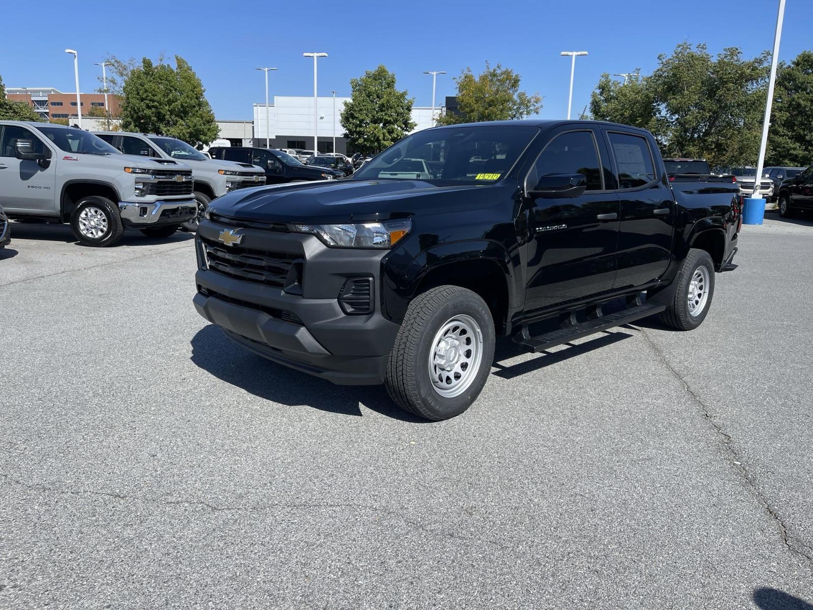 2024 Chevrolet Colorado Vehicle Photo in BENTONVILLE, AR 72712-4322