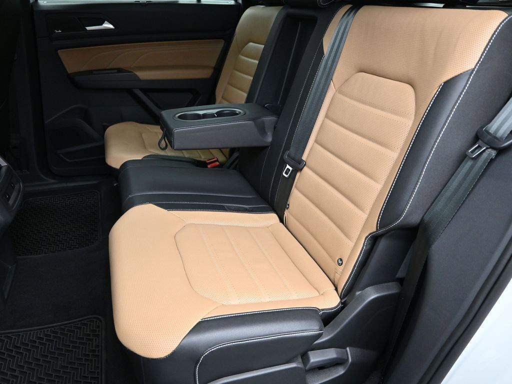 2022 Volkswagen Atlas Cross Sport Vehicle Photo in Marion, IA 52302