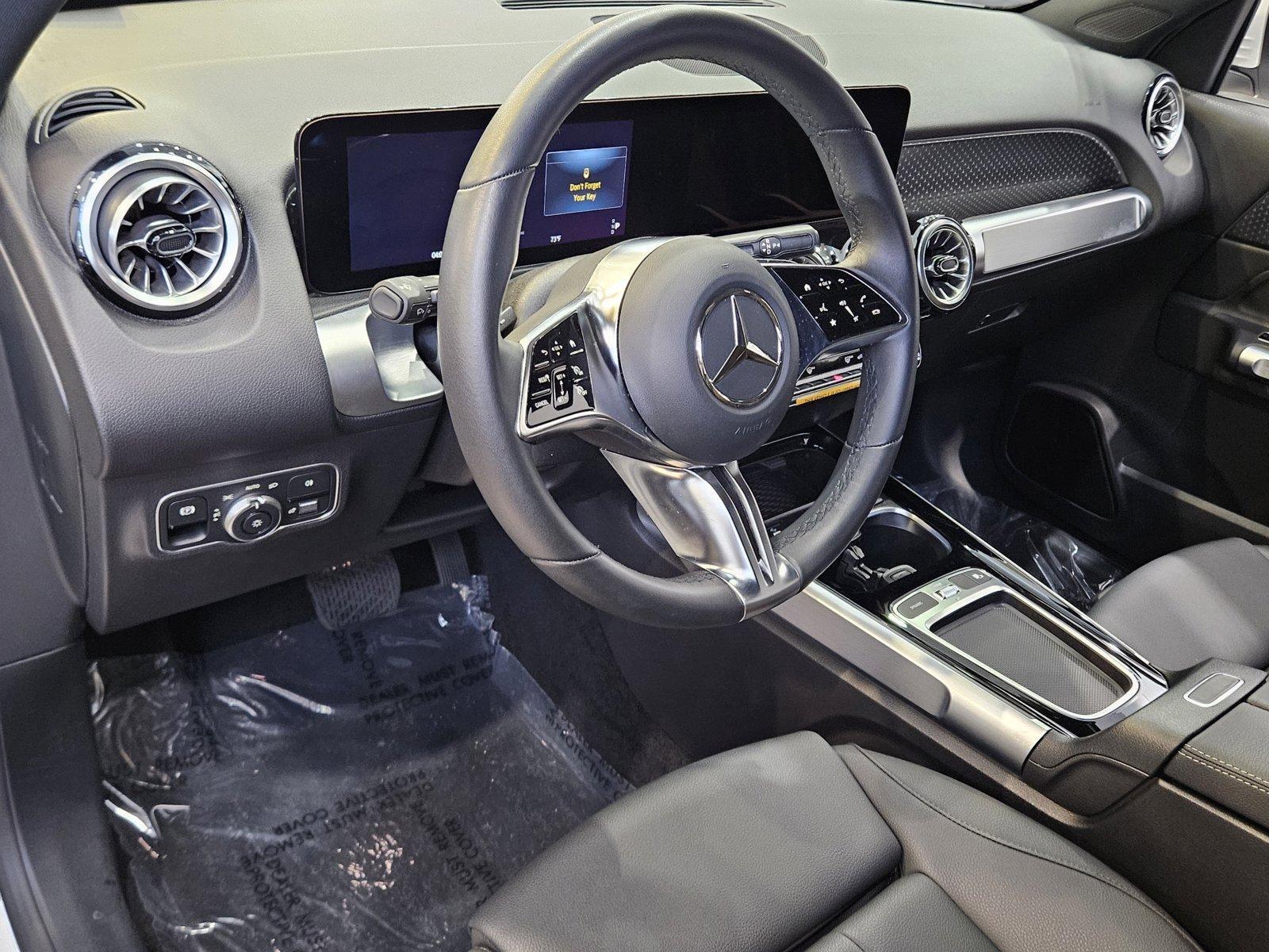 2024 Mercedes-Benz EQB Vehicle Photo in Pembroke Pines , FL 33027