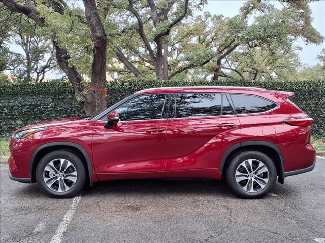 2021 Toyota Highlander Vehicle Photo in SAN ANTONIO, TX 78230-1001