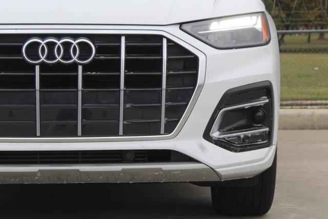 2024 Audi Q5 Vehicle Photo in HOUSTON, TX 77090