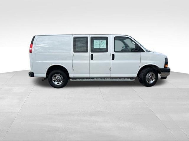 2022 GMC Savana Cargo 2500 Vehicle Photo in MEDINA, OH 44256-9631