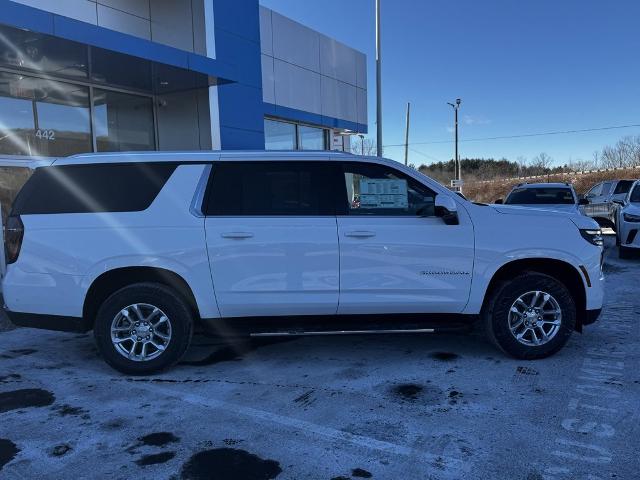 2025 Chevrolet Suburban Vehicle Photo in GARDNER, MA 01440-3110