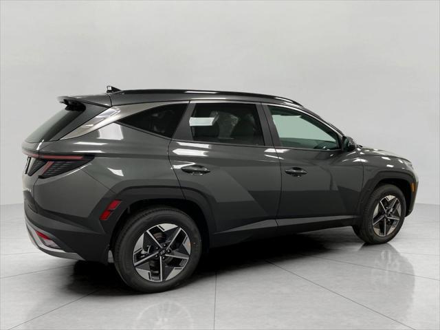 2025 Hyundai TUCSON Hybrid Vehicle Photo in Appleton, WI 54913