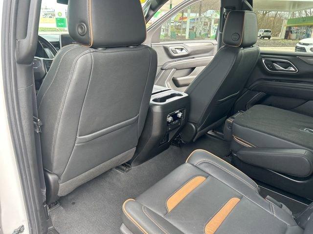 2023 GMC Yukon Vehicle Photo in MEDINA, OH 44256-9631