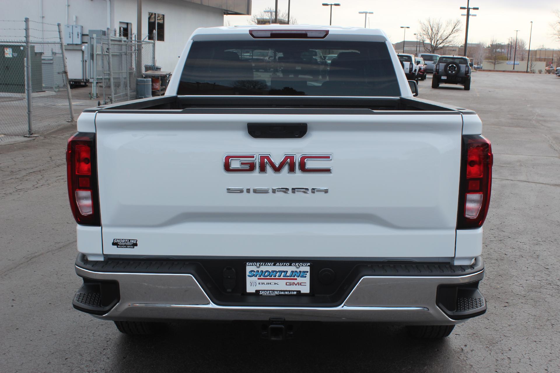 2025 GMC Sierra 1500 Vehicle Photo in AURORA, CO 80012-4011