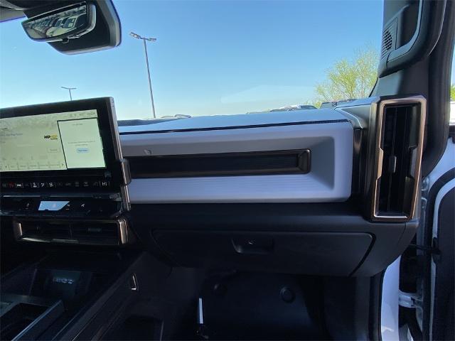 2025 GMC HUMMER EV SUV Vehicle Photo in Greenville, TX 75402