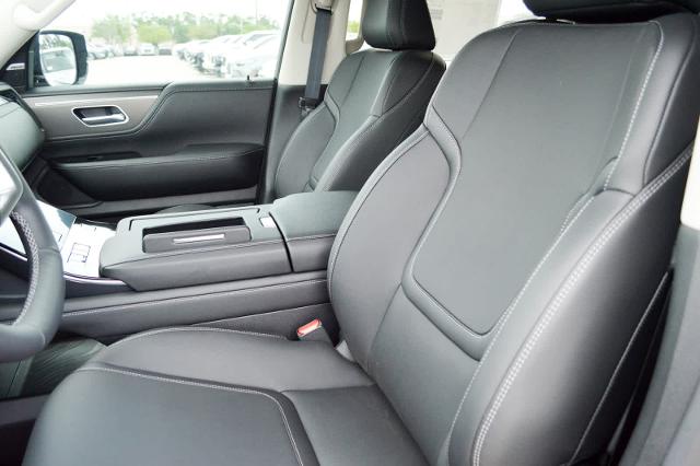 2025 INFINITI QX80 Vehicle Photo in Houston, TX 77090