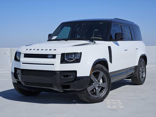 2025 Defender Vehicle Photo in AUSTIN, TX 78717