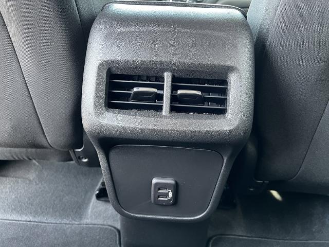 2023 Chevrolet Equinox Vehicle Photo in MASSENA, NY 13662-2255