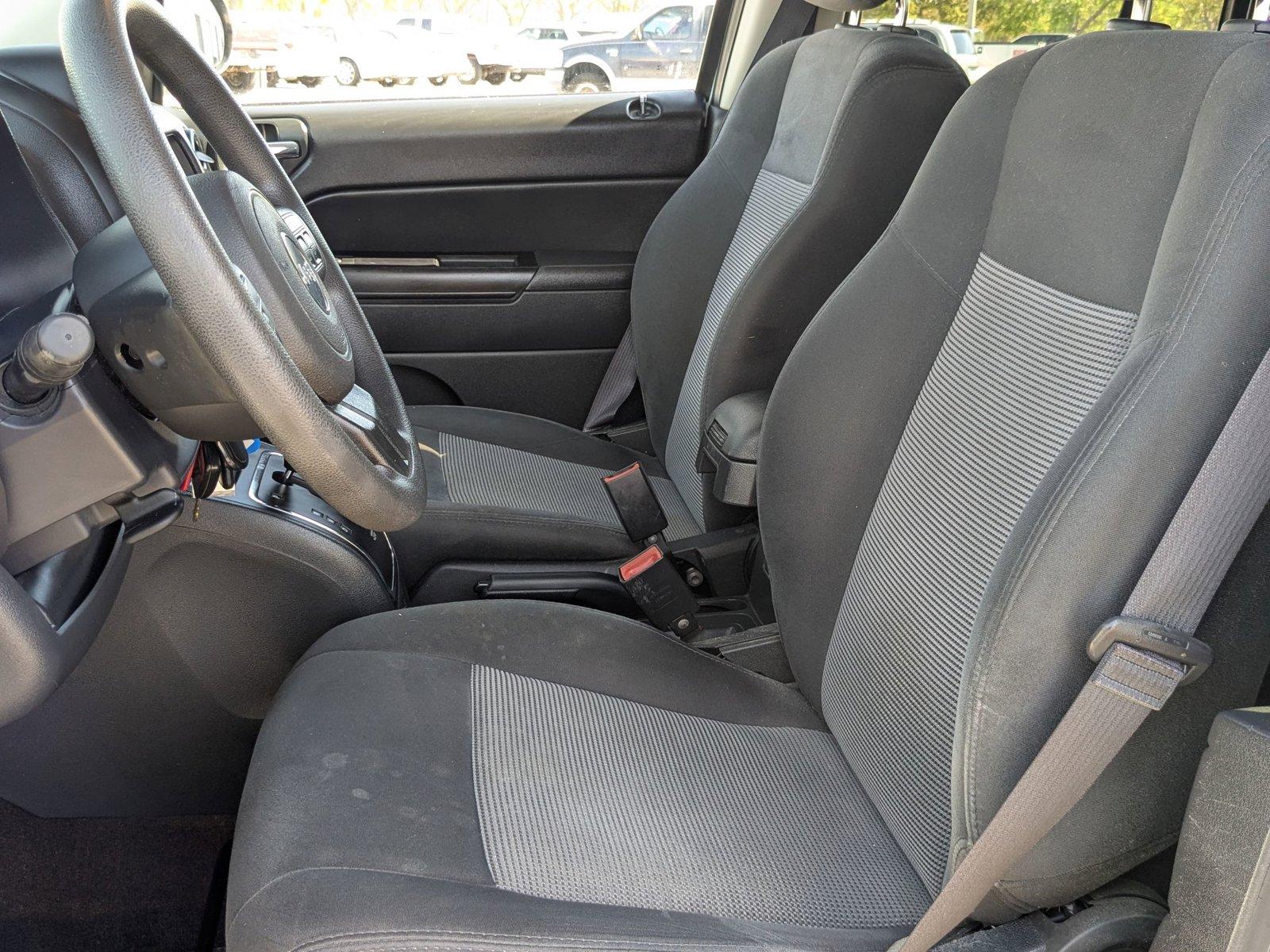 2016 Jeep Compass Vehicle Photo in St. Petersburg, FL 33713