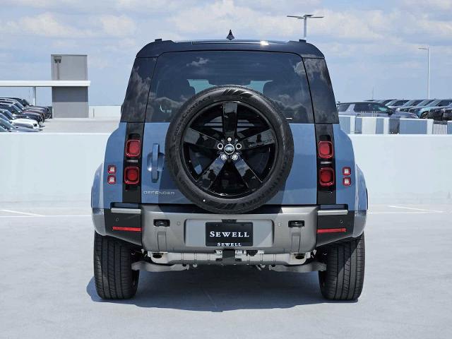 2025 Defender Vehicle Photo in AUSTIN, TX 78717