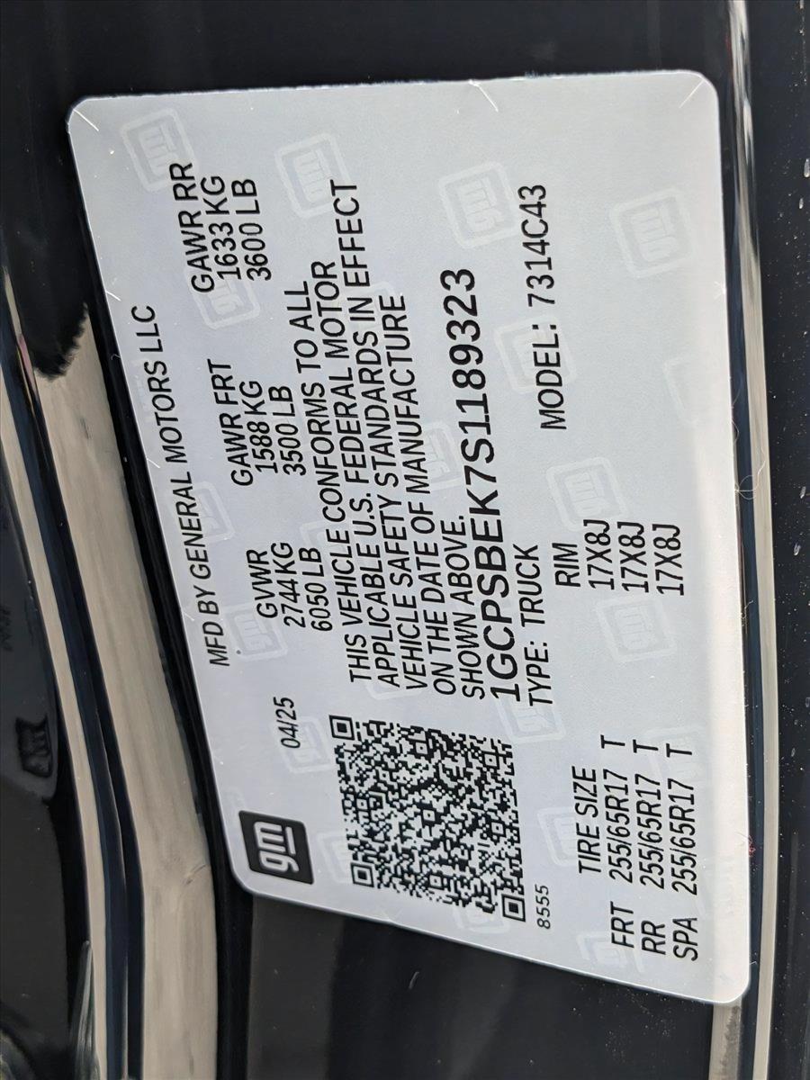2025 Chevrolet Colorado Vehicle Photo in MIAMI, FL 33172-3015