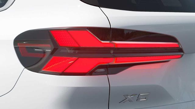 2026 BMW X5 xDrive40i Vehicle Photo in GRAPEVINE, TX 76051