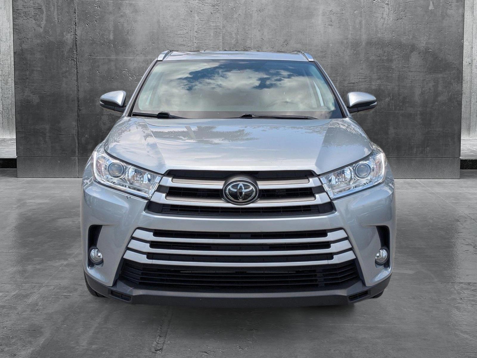 2018 Toyota Highlander Vehicle Photo in Miami, FL 33169