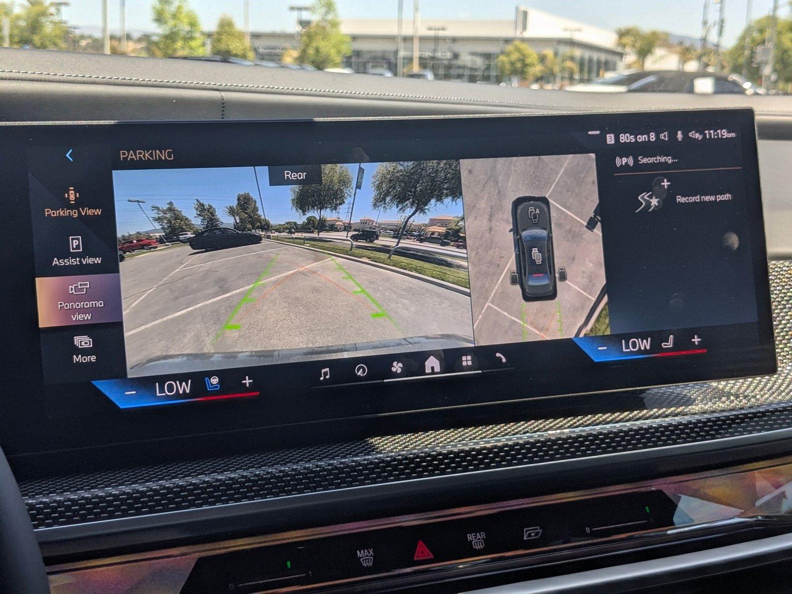 2024 BMW 760i xDrive Vehicle Photo in Valencia, CA 91355