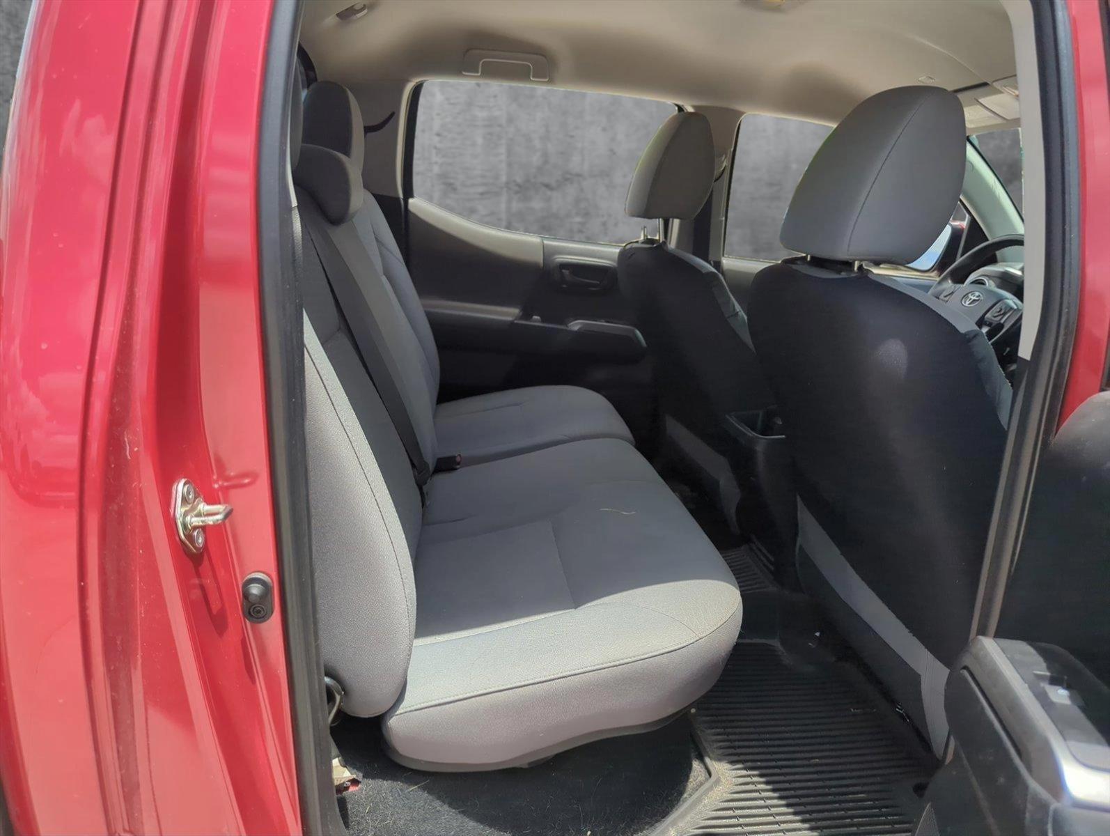 2019 Toyota Tacoma 4WD Vehicle Photo in Pembroke Pines, FL 33027