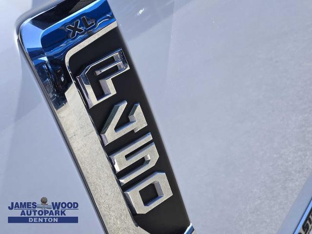 2021 Ford Super Duty F-450 DRW Vehicle Photo in DENTON, TX 76210-9321