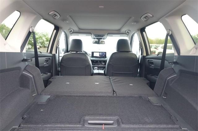 2025 Nissan Rogue Vehicle Photo in Hazelwood, MO 63042