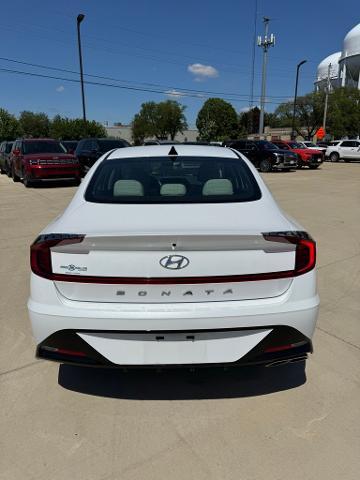 2023 Hyundai SONATA Vehicle Photo in Peoria, IL 61615
