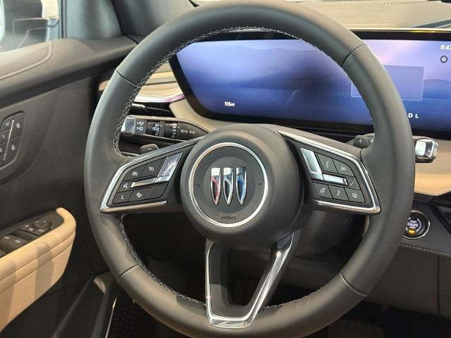 2025 Buick Enclave Vehicle Photo in COLUMBIA, MO 65203-3903