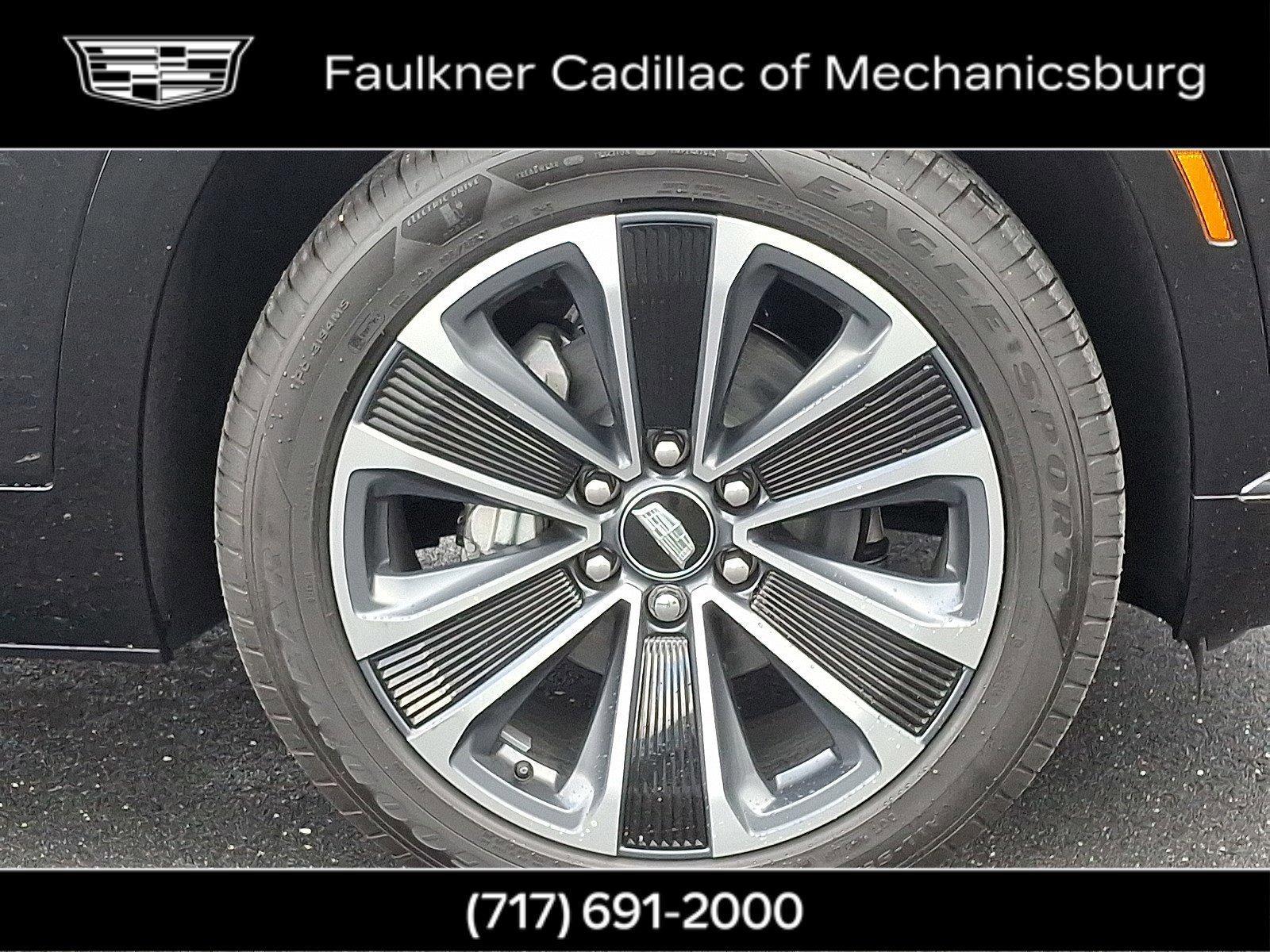 2026 Cadillac VISTIQ Vehicle Photo in MECHANICSBURG, PA 17050-1707