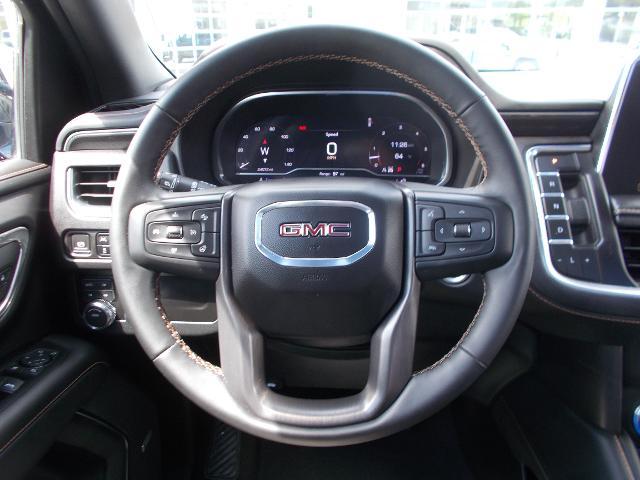 2024 GMC Yukon XL Vehicle Photo in LOWELL, MA 01852-4336